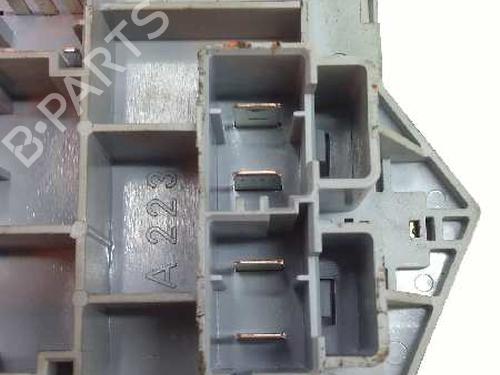 Fuse box ALFA ROMEO 147 (937_) 1.6 16V T.SPARK ECO (937.AXA1A, 937.BXA1A) | BP9480817E1 