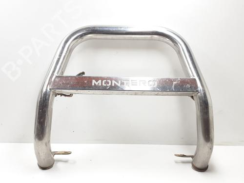 Frontfangerbrakett Frontfangerbrakett MITSUBISHI PAJERO III Canvas Top (V6_W, V7_W) 3.2 DI-D (V68W, V78W) (160 hp) 36595219 36595219