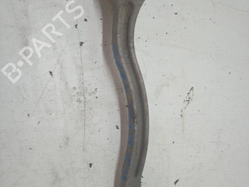 Venstre bagtil bærearm MERCEDES-BENZ C-CLASS (W204) [2007-2015]  13665578