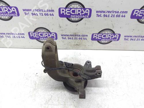 Used Left front steering knuckle RENAULT MEGANE II Estate (KM0/1_) [2003-2012]  9472984
