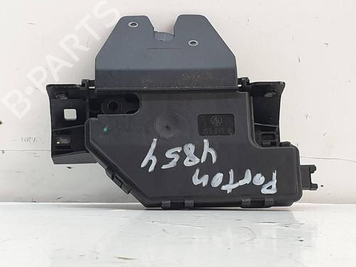 Used Tailgate lock BMW 3 (E90) 320 d (177 hp) 13694753