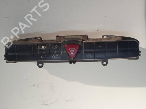 Used Warning switch MERCEDES-BENZ VITO / MIXTO Van (W639) [2003-2025]  12524738