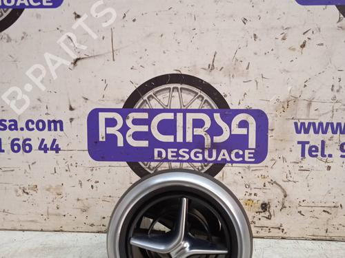 Used Air vent MERCEDES-BENZ A-CLASS (W176) [2012-2018]  11675072