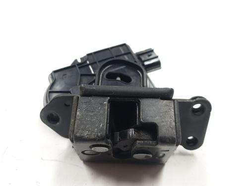 tailgate-lock-toyota-verso-_r2_-2009-2010-2011-2012-2013-2014-2015-2016-2017-2018-32435517 main image