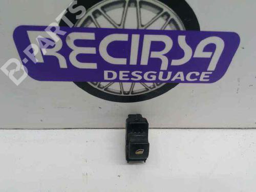 Used Right front window switch Right front window switch CITROËN BERLINGO Box Body/MPV (B9) 1.6 HDi 90 16V (90 hp) 9467834 9467834