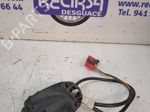 Steering wheel controls RENAULT MEGANE I Classic (LA0/1_)  | BP9483179E15 