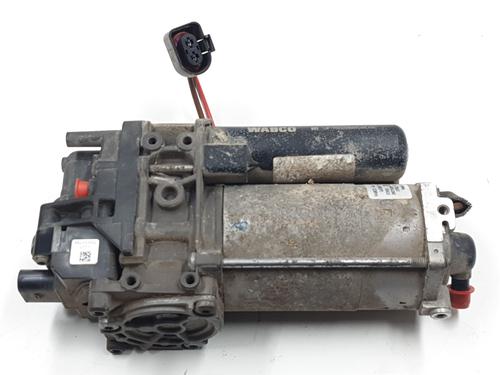 Used Suspension compressor AUDI Q7 (4MB, 4MG, 4MQ) SQ7 quattro (507 hp) 30277753