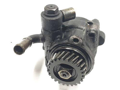 Używane Pompa wspomagania kierownicy MITSUBISHI PAJERO II (V3_W, V2_W, V4_W, V5_W) 2.8 TD (V46W, V26W) (125 hp) 30899084