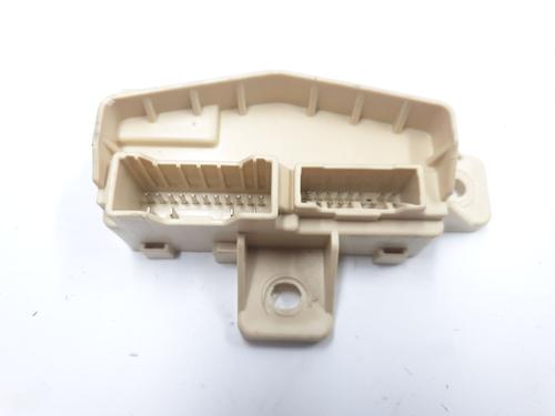 Caja reles / fusibles Caja reles / fusibles 38512032 38512032