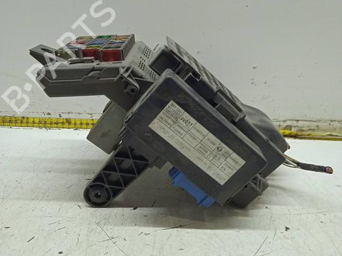 Fuse box RENAULT LAGUNA I (B56_, 556_) 1.9 dTi (B56J) | BP9492264E1 