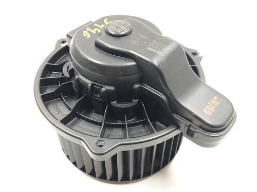 Used Heater blower motor KIA STONIC (YB) 1.0 T-GDi Eco-Dynamics+ (101 hp) 30695183
