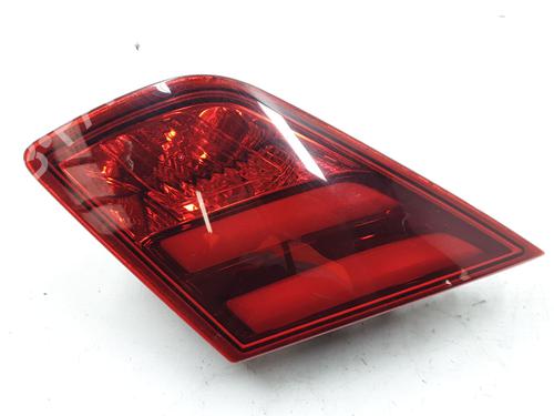 Used Right tailgate light Right tailgate light PEUGEOT 308 II (LB_, LP_, LW_, LH_, L3_) 1.2 THP 130 (131 hp) 39560469 39560469