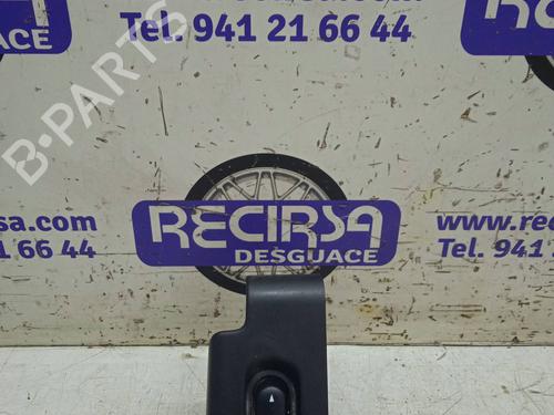 Used Right rear window switch LAND ROVER FREELANDER I (L314) [1998-2006]  9485186