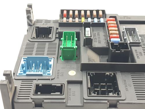 Fuse box PEUGEOT 208 I (CA_, CC_)  | BP29809037E1
