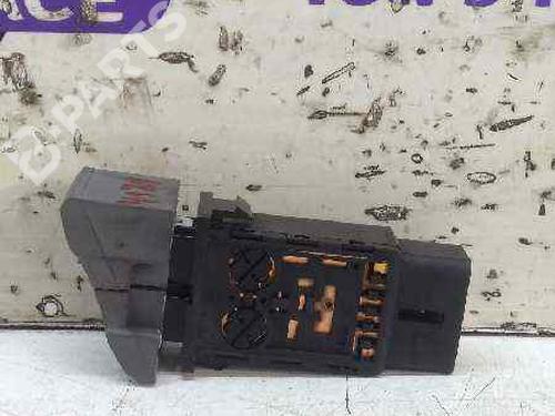 Switch KIA CARENS II MPV (FJ) 2.0 CRDi | BP9478783I30 
