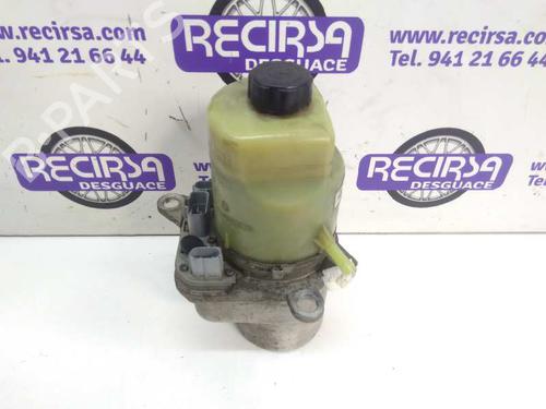 Used Steering pump FORD FOCUS II (DA_, HCP, DP) [2004-2013]  9479566