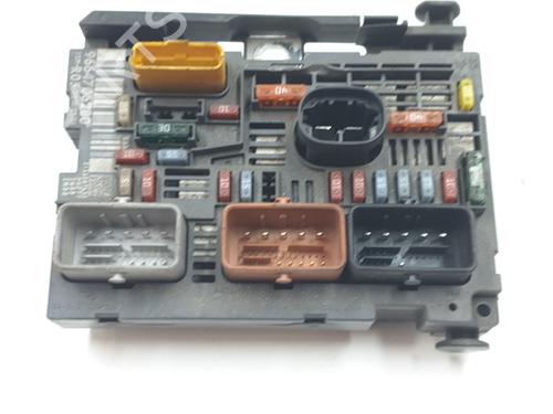 Used Fuse box PEUGEOT 308 I (4A_, 4C_) 1.6 HDi (90 hp) 28604429