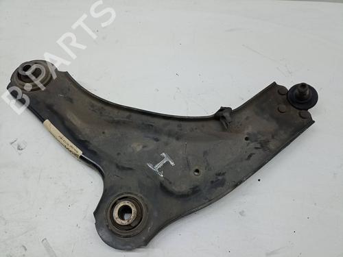 Used Left front suspension arm RENAULT LAGUNA II (BG0/1_) [2001-2007]  9465005