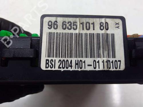 Fuse box PEUGEOT 307 Break (3E) 1.6 HDi 110 | BP9463830E1 