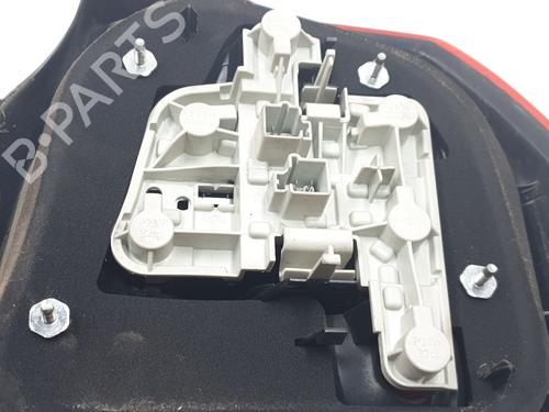 Feu arrière gauche VOLVO S40 II (544) 2.0 D | BP29973350C34