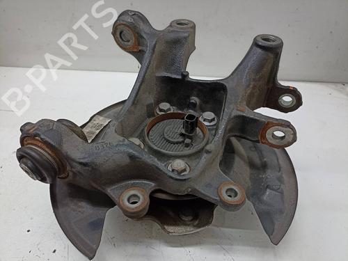 Used Right rear steering knuckle TOYOTA AURIS (_E18_) 1.8 Hybrid (ZWE186_, ZWE186R) (136 hp) 24995246