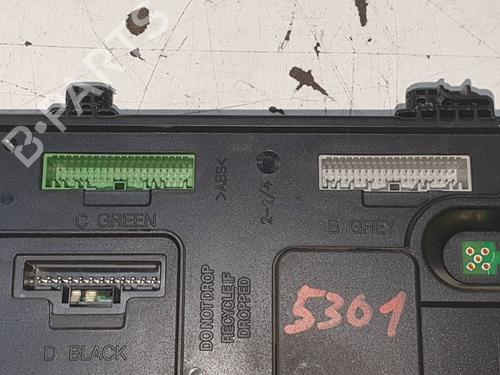 Fuse box RENAULT MEGANE III Hatchback (BZ0/1_, B3_)  | BP25882580E1 