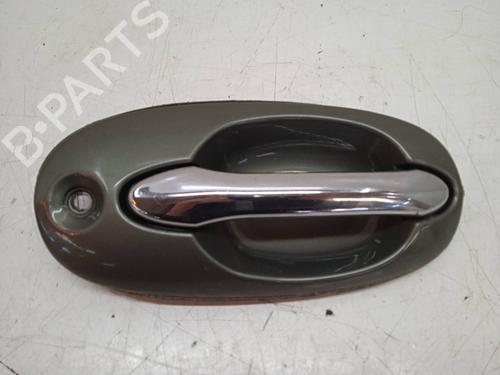 Used Front right exterior door handle KIA CARNIVAL I (UP) [1998-2001]  9487263