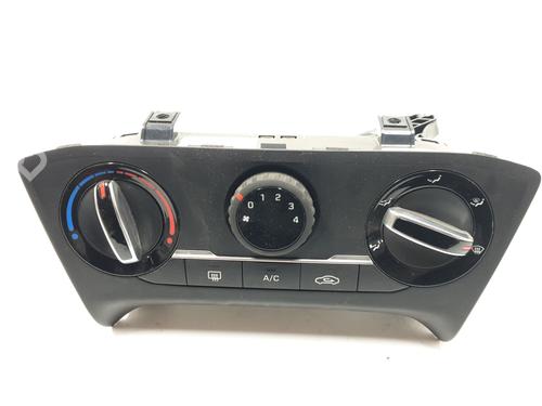 Used Climate control Climate control HYUNDAI i20 II (GB, IB) [2014-2021] 35782812 35782812