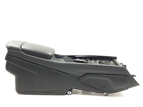 Used Armrest / Center console AUDI Q7 (4MB, 4MG, 4MQ) SQ7 quattro (507 hp) 30277819
