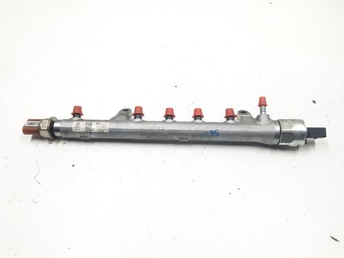 Used Injection rail Injection rail 39617888 39617888