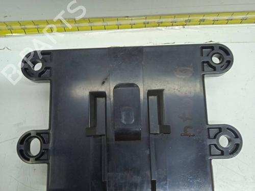 Used Electronic module MITSUBISHI OUTLANDER I (CU_W) [2001-2008]  9486105