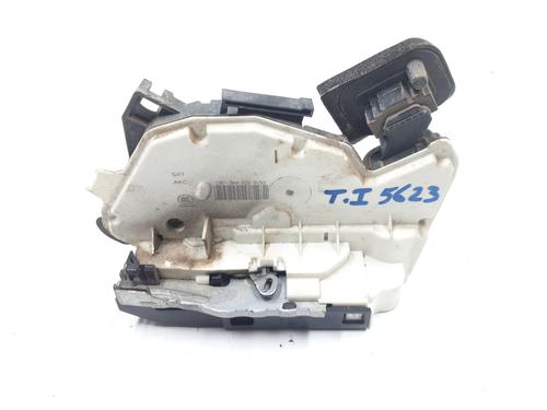 rear-left-lock-seat-leon-5f1-2012-2013-2014-2015-2016-2017-2018-2019-2020-2021-38539409 main image