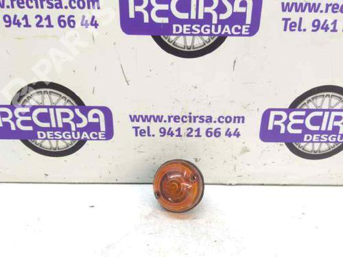 Used Left front indicator LAND ROVER DEFENDER Station Wagon (L316) 2.5 TDI 4x4 (L316) (113 hp) 9484064