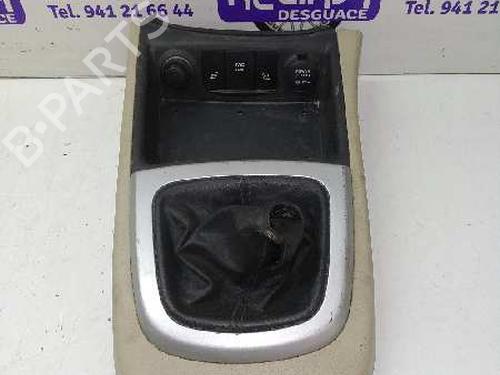 Used Shift knob Shift knob HYUNDAI SANTA FÉ II (CM) [2005-2015] 14237876 14237876