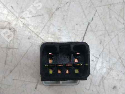 Switch KIA CARENS II MPV (FJ) 2.0 CRDi | BP9478786I30 