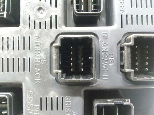 Fuse box PEUGEOT 308 I (4A_, 4C_)  | BP9472093E1 