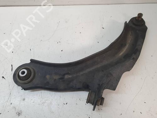 Used Left front suspension arm RENAULT CLIO IV (BH_) [2012-2021]  18377988
