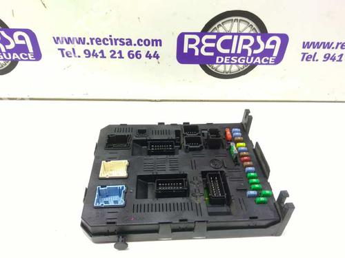 Used Fuse box PEUGEOT 307 Break (3E) 1.6 HDi 110 (109 hp) 9463830