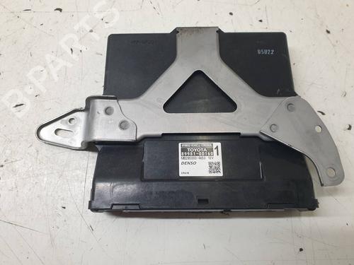 Used Electronic module TOYOTA YARIS (_P13_) 1.5 Hybrid (NHP130_, NHP130) (101 hp) 24802716