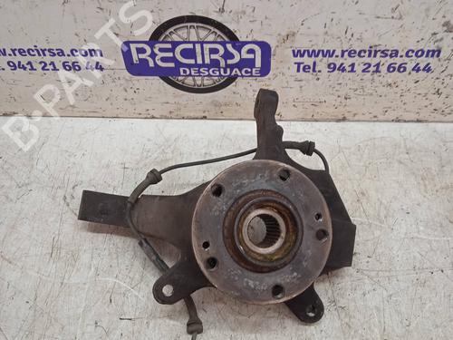 Used Left front steering knuckle RENAULT LAGUNA II (BG0/1_) [2001-2007]  9491142