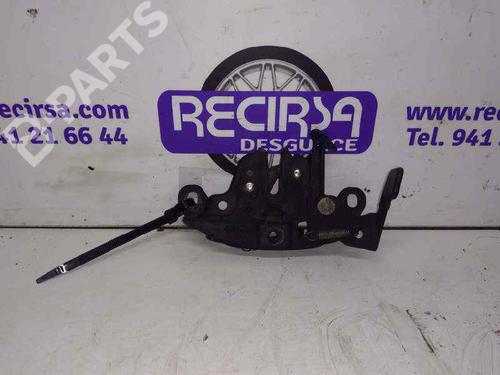 hood-lock-jaguar-f-pace-x761-2015-9549979 main image