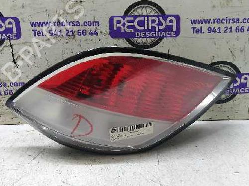 Used Right taillight OPEL ASTRA H (A04) [2004-2014]  9475327