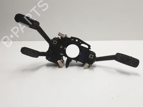 Used Switch SEAT LEON (5F1) 1.6 TDI (105 hp) 28107704