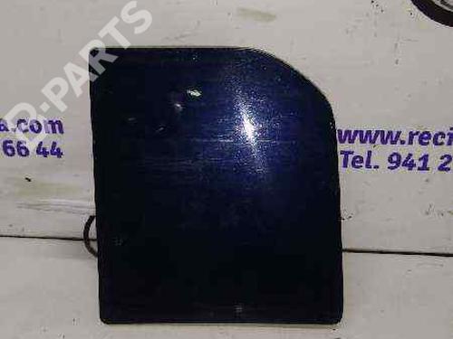 fuel-flap-jaguar-f-pace-x761-2015-9549984 main image