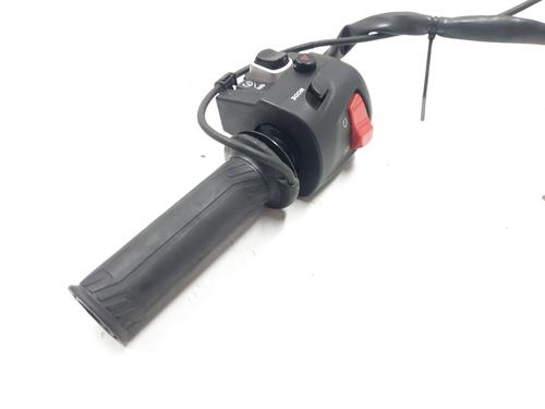 Switch YAMAHA MOTORCYCLES TMAX TMAX 560 Tech Max (SJ18, SJ21) | BP40109423I30 - Image 7