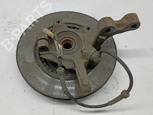 Used Right front steering knuckle RENAULT CLIO II (BB_, CB_) [1998-2016]  9464958