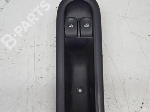 Used Left front window switch Left front window switch RENAULT TWINGO II (CN0_) 1.2 16V (CN04, CN0B) (75 hp) 9472398 9472398