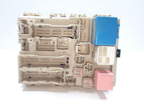 Fuse box TOYOTA VERSO (_R2_) 2.0 D-4D (AUR20_, AUR20R) | BP32385281E1 