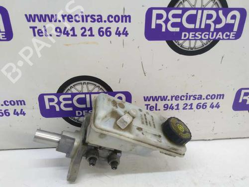 Used Brake master cylinder RENAULT KANGOO / GRAND KANGOO II (KW0/1_) [2008-2025]  9469862