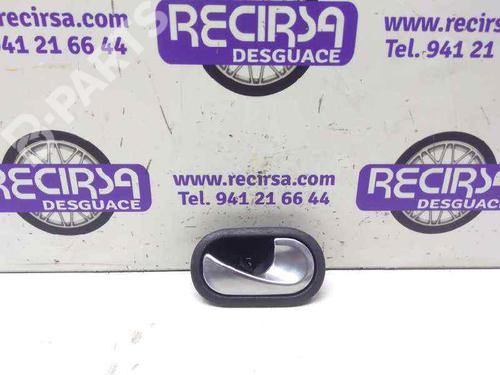 Used Front right interior door handle RENAULT MEGANE II (BM0/1_, CM0/1_) [2001-2012]  9471282